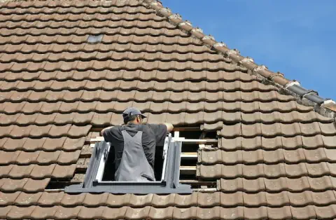 Pose de velux - Laguenne-sur-Avalouze 